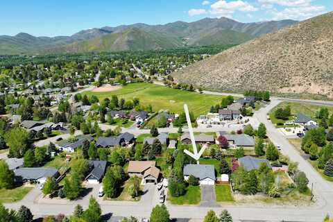 261 Sunrise Ranch Rd, Bellevue, ID 83313