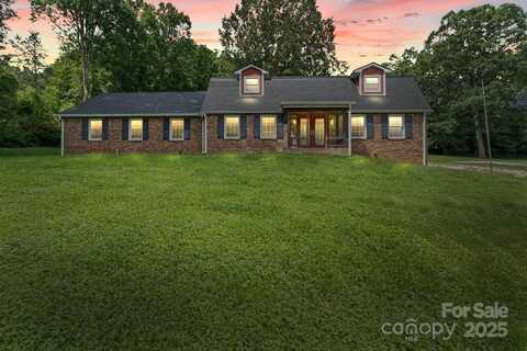 697 Wilson Valley Drive, Marion, NC 28752