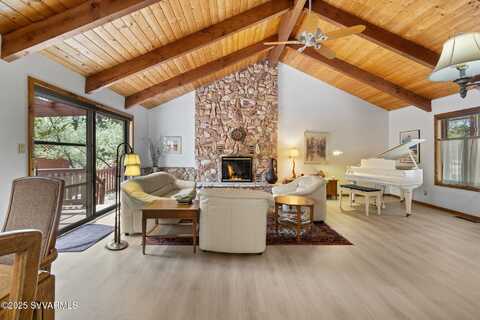 2468 N Strawberry Way, Flagstaff, AZ 86004