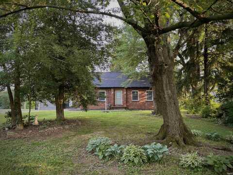 5425 Lincoln Avenue, Evansville, IN 47715