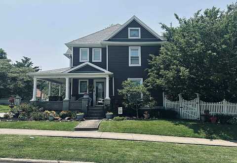 715 SE 2nd Street, Washington, IN 47501