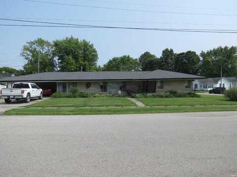 801 E Sycamore Street, Petersburg, IN 47567