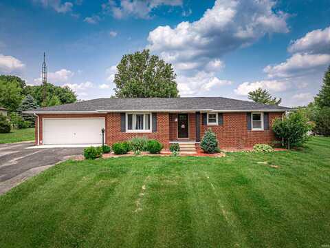 5304 N Rolling Acres Drive, Petersburg, IN 47567