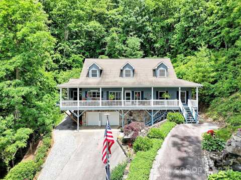 28 Mountain Breeze Drive, Maggie Valley, NC 28751