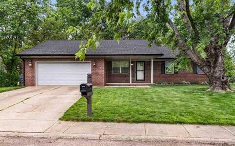 1743 Moccasin Drive, Boonville, IN 47601