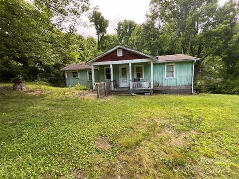 121 Sugar Cove Road, Weaverville, NC 28787