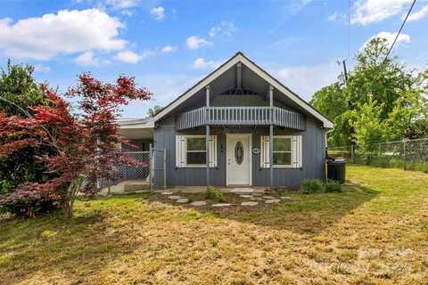 493 Dogwood Road, Candler, NC 28715