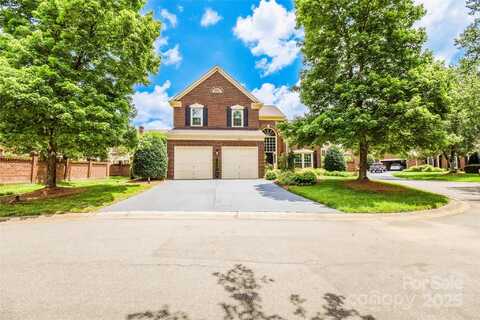10418 Pullengreen Drive, Charlotte, NC 28277
