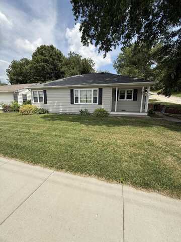 701 N WALNUT Street, AVOCA, IA 51521