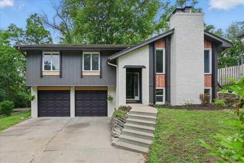 809 HAWTHORNE Court, COUNCIL BLUFFS, IA 51503