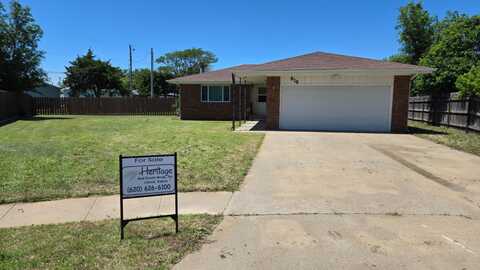 616 Starlight Drive, Liberal, KS 67901