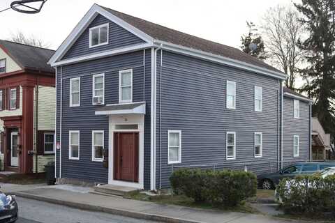 26 Brewer Street, New London, CT 06320