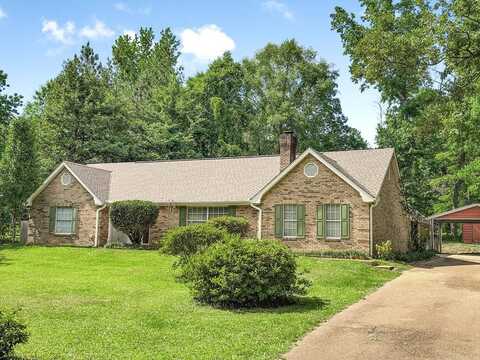 1062 Howell DR, Mccomb, MS 39648