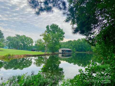 15186 Cove Point Lane, Norwood, NC 28128