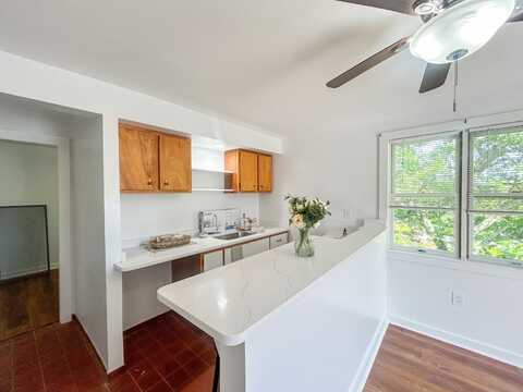 51 Franklin Street, New London, CT 06320
