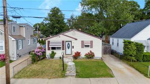60 Pine Grove Street, Pawtucket, RI 02861
