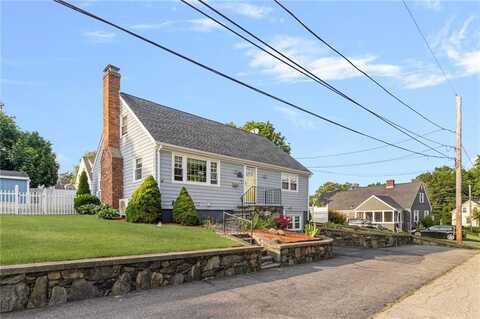 1 Adelaide Avenue, Bristol, RI 02809