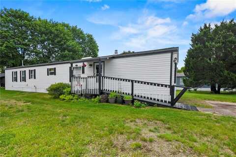 46 Wright Way, Coventry, RI 02816