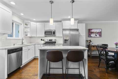 92 Lafayette Street, Stamford, CT 06902