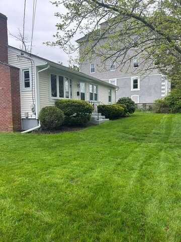5 West Street, Bristol, RI 02809