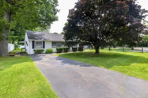 39 Hearthstone Court, Stamford, CT 06902