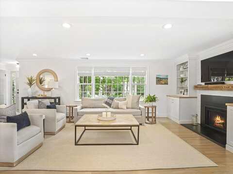 362 Joan Drive, Fairfield, CT 06824