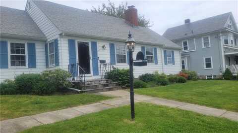 47 Harrison Avenue, Newport, RI 02840