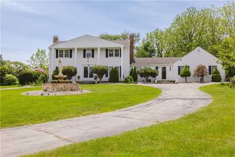 129 Lawrence Drive, Portsmouth, RI 02871