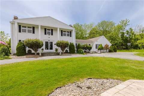 129 Lawrence Drive, Portsmouth, RI 02871