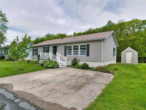 40 Songbird Lane, Tiverton, RI 02878