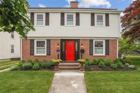 11 Elmcroft Avenue, Providence, RI 02909