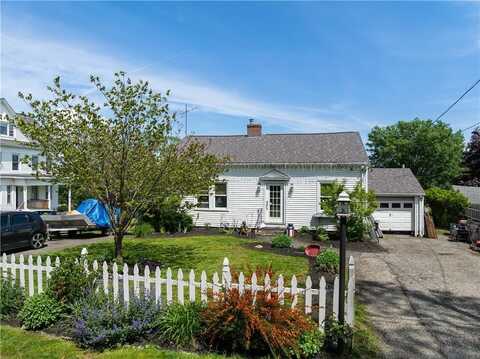 167 Water Street, Portsmouth, RI 02871