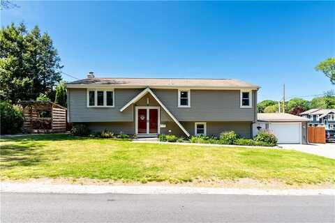 7 Lydia Avenue, North Providence, RI 02904