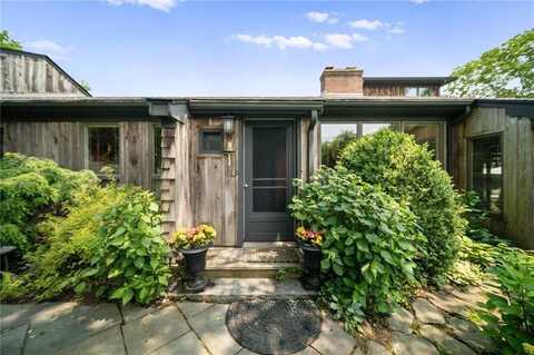 20 Wagner Road, Westerly, RI 02891