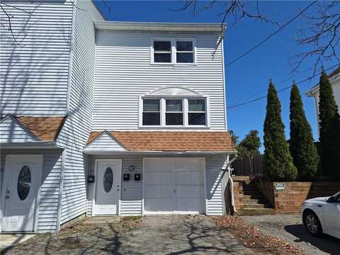 33 Yorkshire Street, Providence, RI 02908
