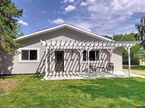 253 N Carrington Avenue, Buffalo, WY 82834