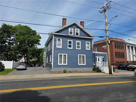 1612 LONSDALE Avenue, Lincoln, RI 02865