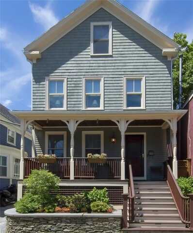 44 Third Street, Newport, RI 02840