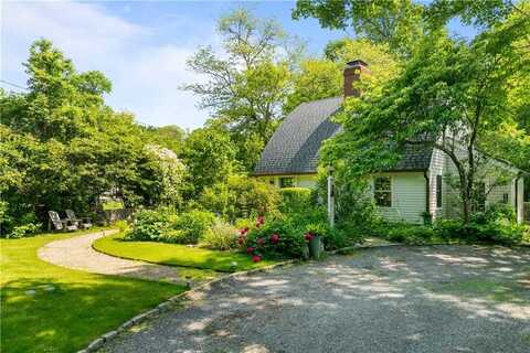 1912 Crandall Road, Tiverton, RI 02878