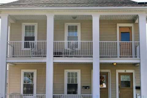 5 Pennacook Street, Newport, RI 02840