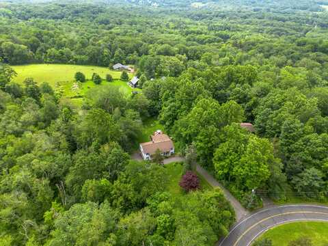 205 Luther Drive, Southbury, CT 06488