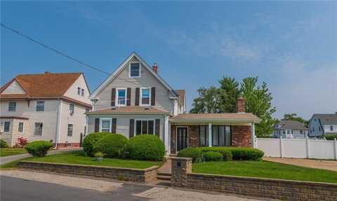75 Gladstone Street, Cranston, RI 02920