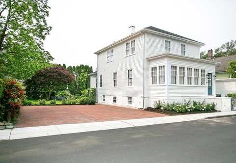 12 Poplar Street, Newport, RI 02840