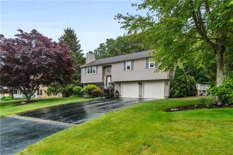 6 Lisa Lane, Bristol, RI 02809