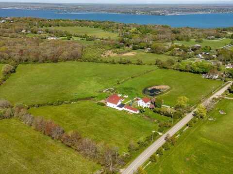 362 Bramans Lane, Portsmouth, RI 02871