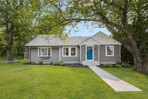 89 Baycliff Drive, Warwick, RI 02818