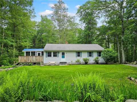 20 Indian Trail, Glocester, RI 02814