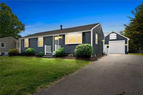 178 Richard Drive, Tiverton, RI 02878