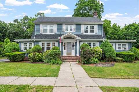 60 White Parkway, North Smithfield, RI 02896
