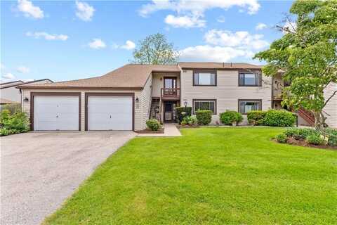 30 Sweet Meadow Court, Narragansett, RI 02882